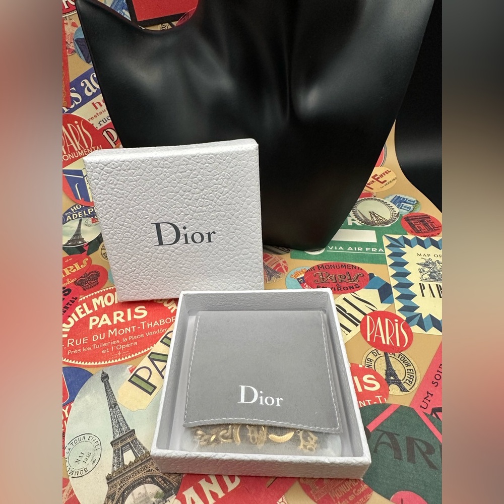 Christian Dior Straw Bag with big bonus 🤗 - Picture 9 of 10